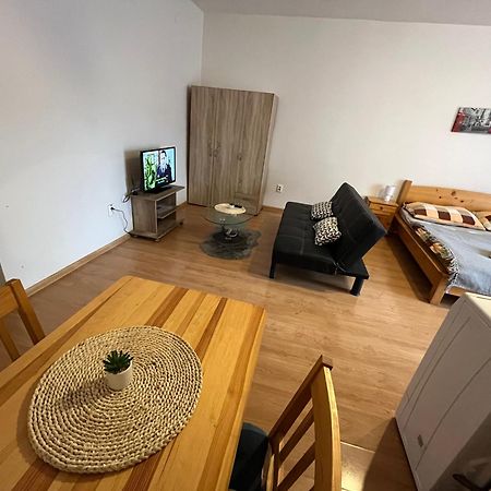 Apartman Centrum Banska Bystrica Bagian luar foto