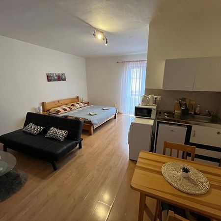 Apartman Centrum Banska Bystrica Bagian luar foto